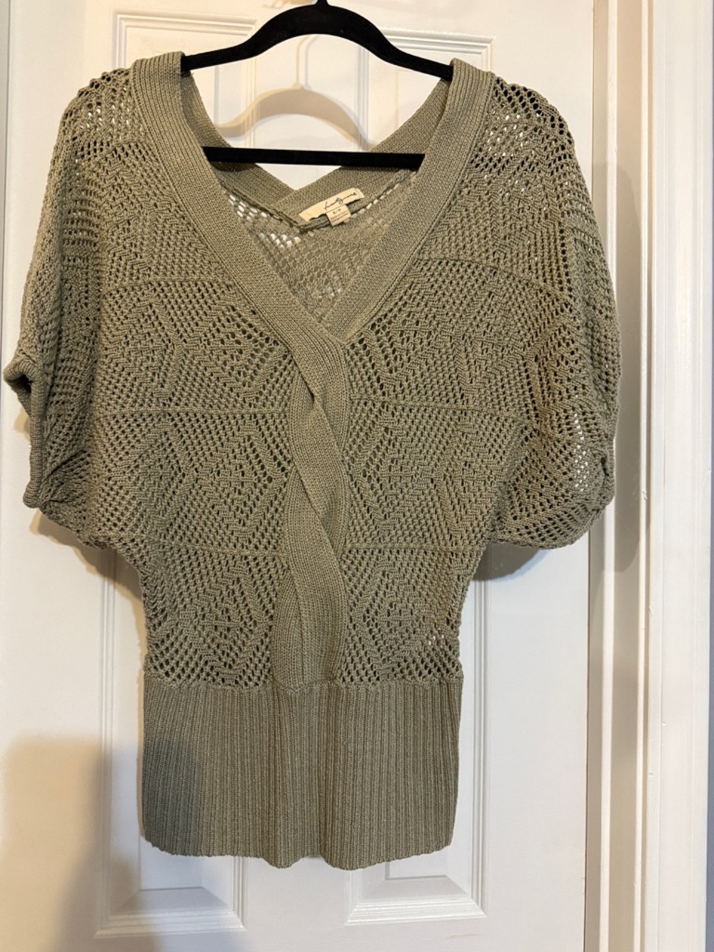 Forever 21 Olive Green V-Neck Openwork Knit Sweater Top